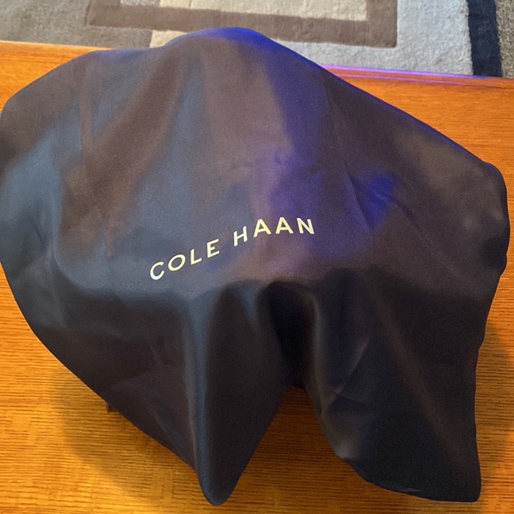 Cole Haan Merlot Italian leather satchel - Picture 6 of 8